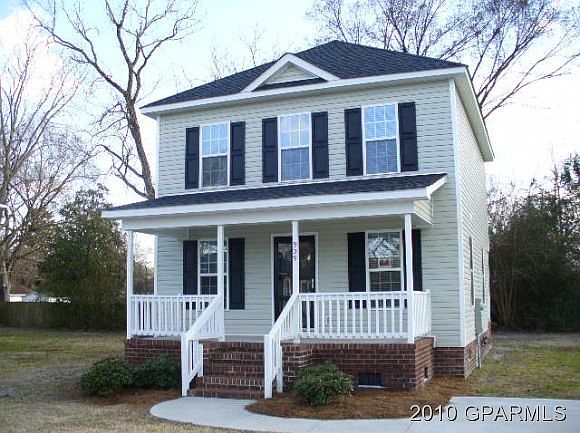 1st image of 907 Douglas Street