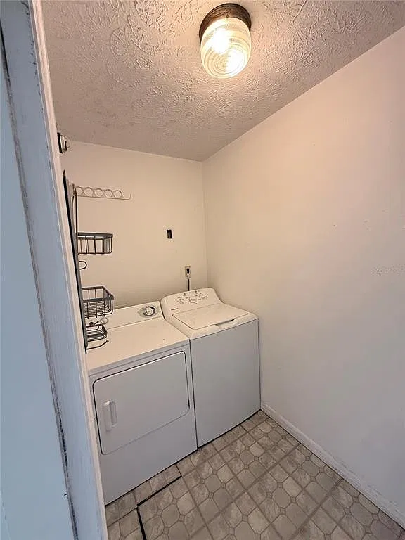 2 bed, 2.0 bath, 1221 sqft, $1,775 — Photo 4