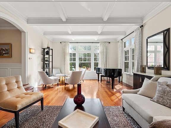 5th image of 448-448 Concord Rd #454