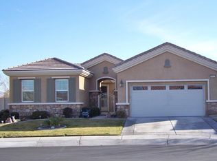 10117 Redstone Rd, Apple Valley, CA 92308