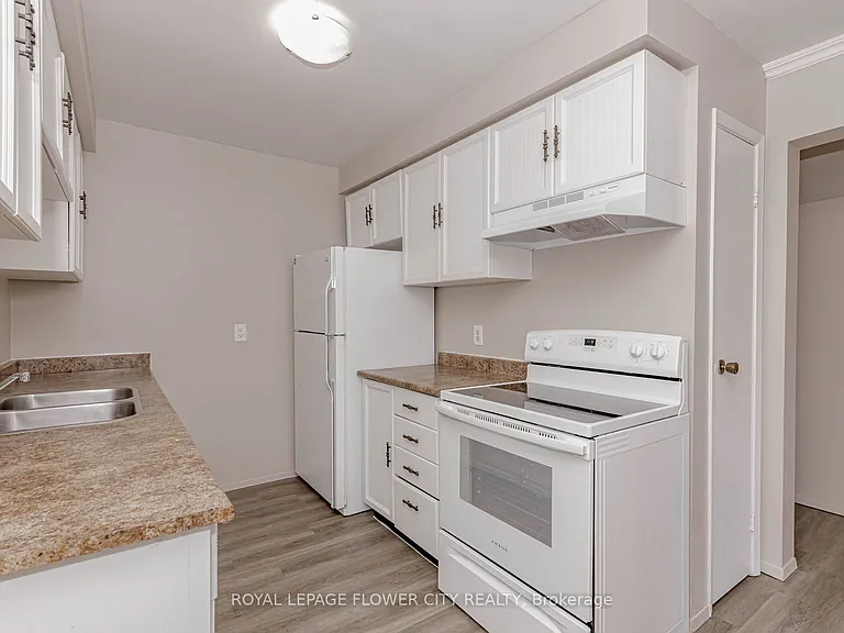 195 Denistoun St #188 — Photo 8