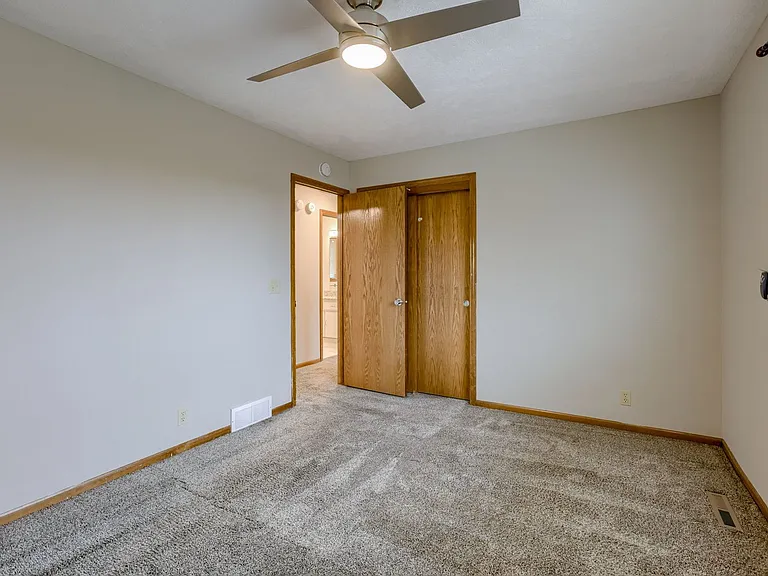 13906 Jennifer Rd — Photo 17