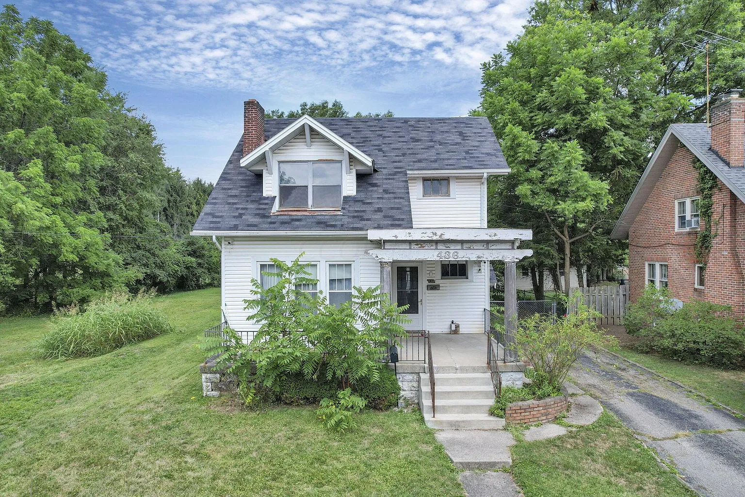 436 Naomi Ct photo 1