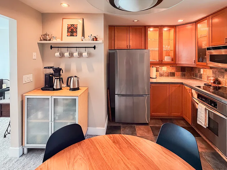 630 13th Ave E #3 — Photo 8
