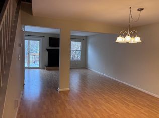 1004 Wetherburn Ct, Flemington, NJ 08822