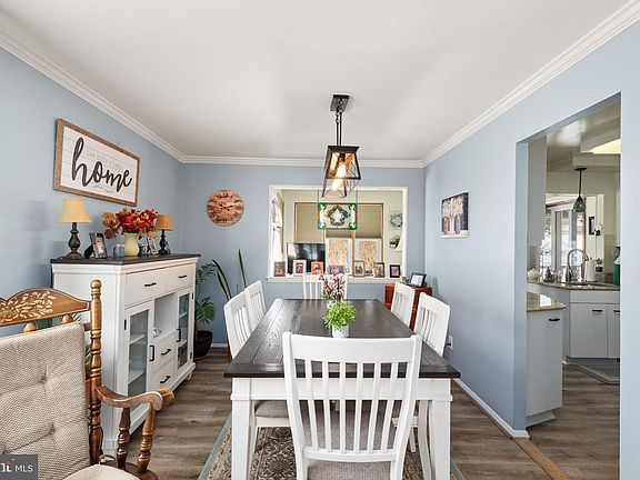 5th image of 3409 Acton Rd