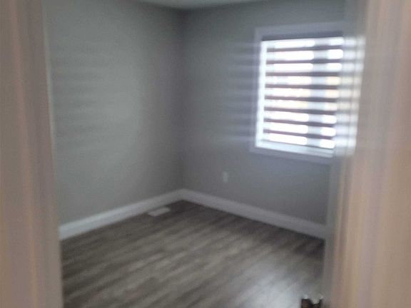 3rd image of 1287 Rossini Blvd