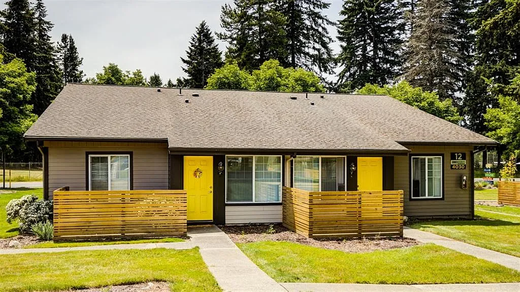 The Clubhouse at Port Orchard — Photo 3