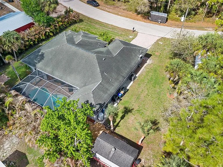 3730 Crandon Rd — Photo 41