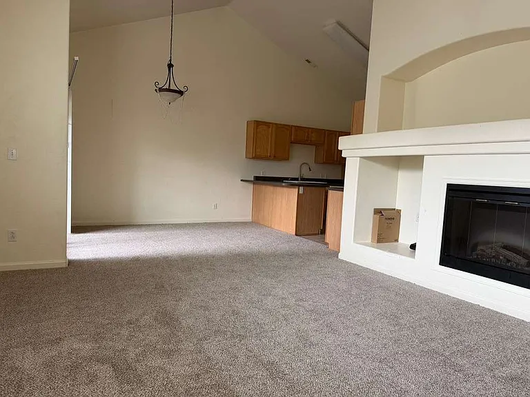 22675 E Ontario Dr — Photo 7