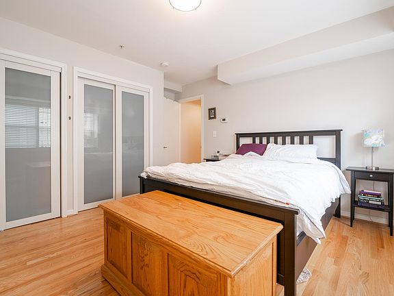 Bedroom-Fabulous Closets