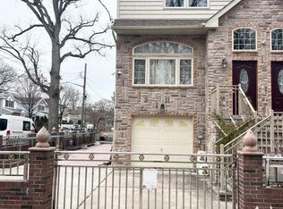 396 Lincoln Ave, Staten Island, NY 10306