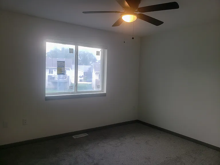 1218 Salem Dr — Photo 19