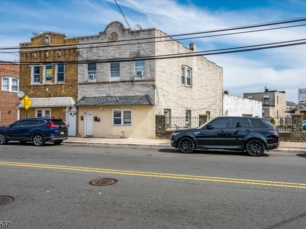 768B State St, Perth Amboy City, NJ 08861