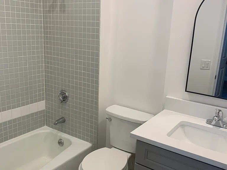 10 Weston Ave #301 — Photo 2