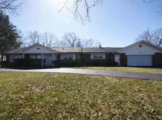 5763 Wells Rd, Saint Louis, MO 63128