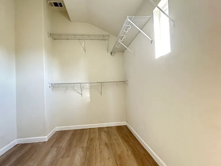 40253 Bonica Rose Ter — Photo 32