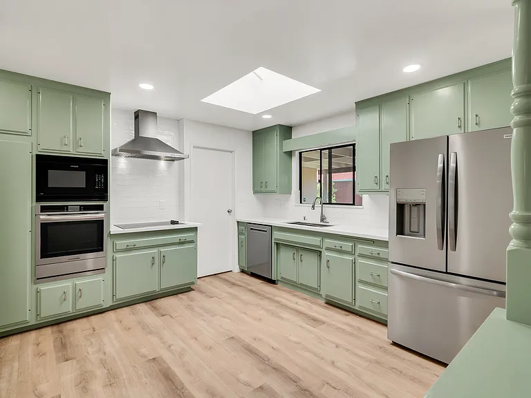 4820 Cobb Dr — Photo 18