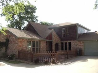 1065 Monterrey Dr, Beaumont, TX 77706