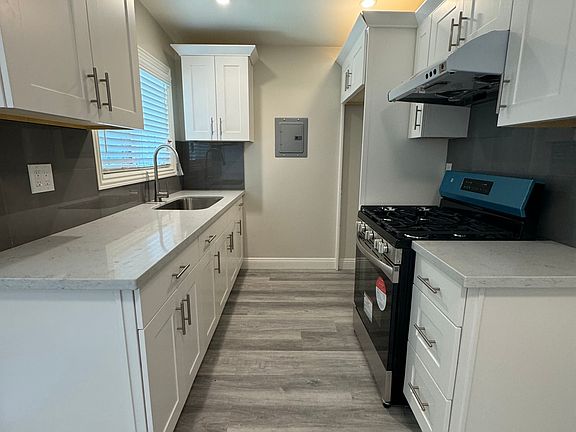 3rd image of 1027 S Atlantic Blvd #21