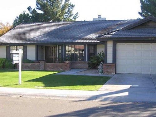 2nd image of 1331 E Sunburst Ln