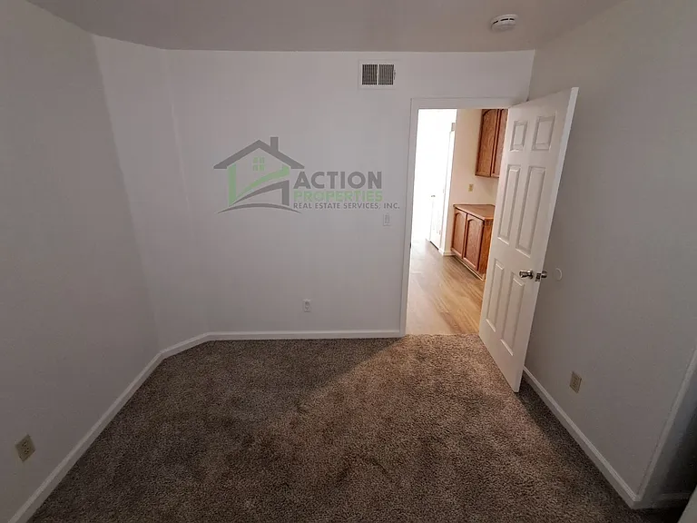 3835 Hunters Glen Pl — Photo 50