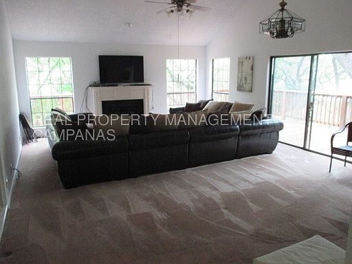 1st image of 17302 Piney Woods