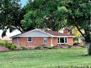 8292 Cook Rd, Saint Joseph, MO 64507