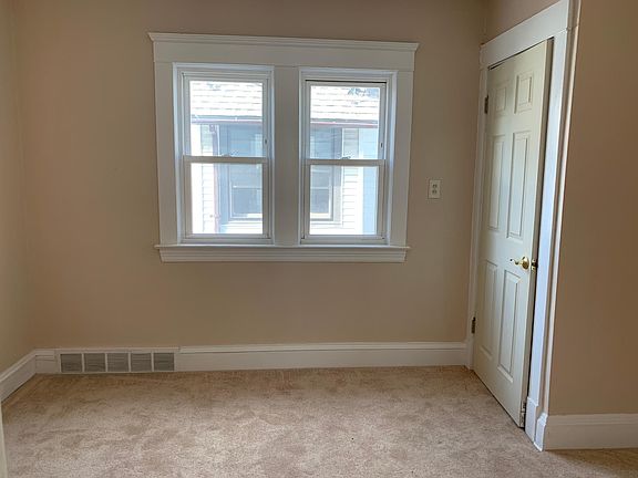5th image of 2184 W 103rd St