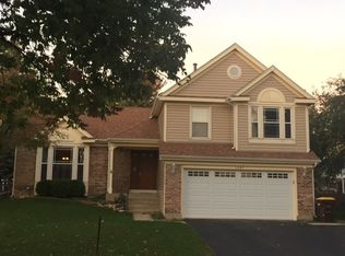 1667 Stockton Ln, Crystal Lake, IL 60014