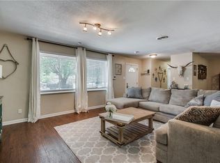 4409 Mackey Dr, North Richland Hills, TX 76180