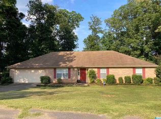76 John Wesley Dr, Sylacauga, AL 35151