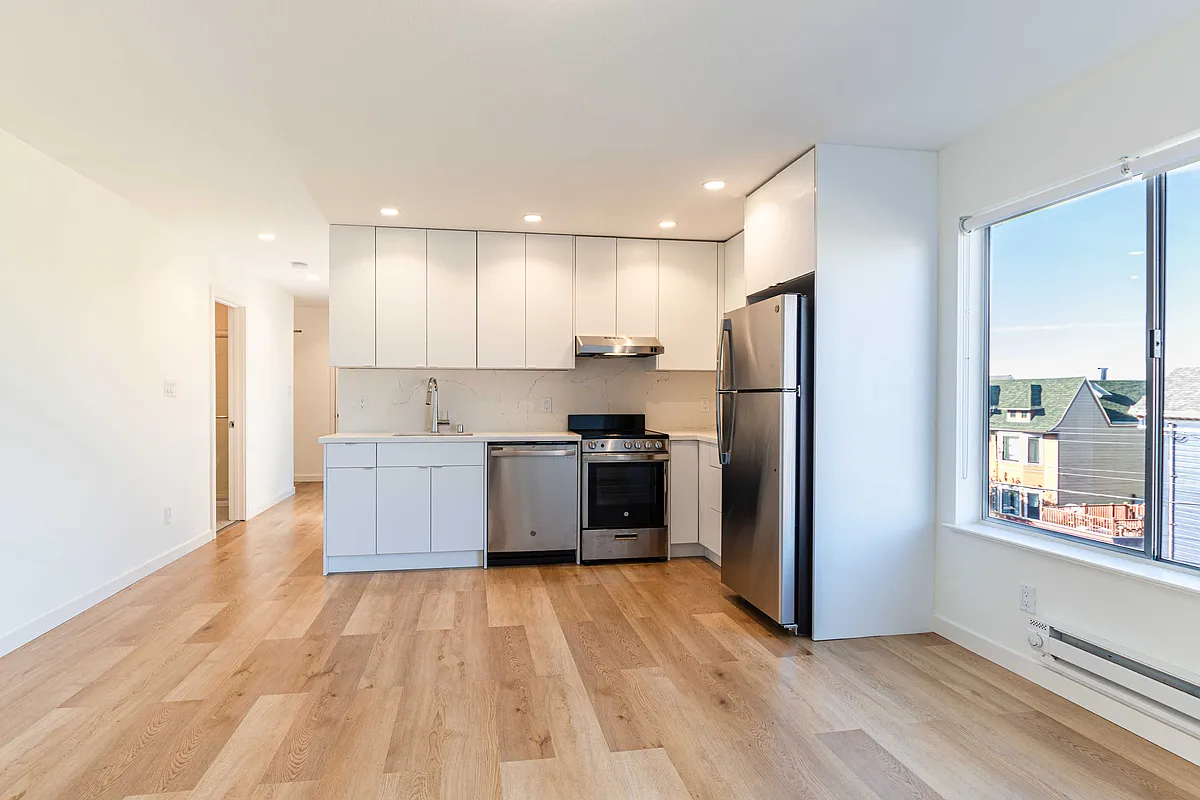 Building Photo - 1 Cabrillo St #203