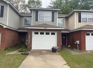 110 Candle Brook Dr, Dothan, AL 36303