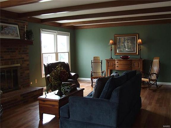 5th image of 640 Sunbridge Dr