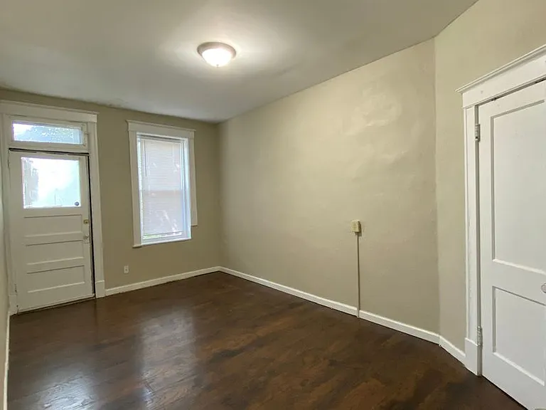 3717 Bamberger Ave — Photo 7