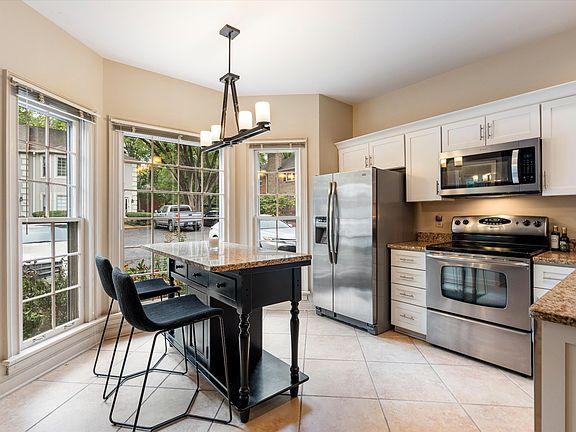 3rd image of 107 Stokeswood Pl