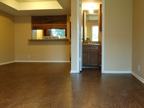 5th image of 3810 Coates Cir