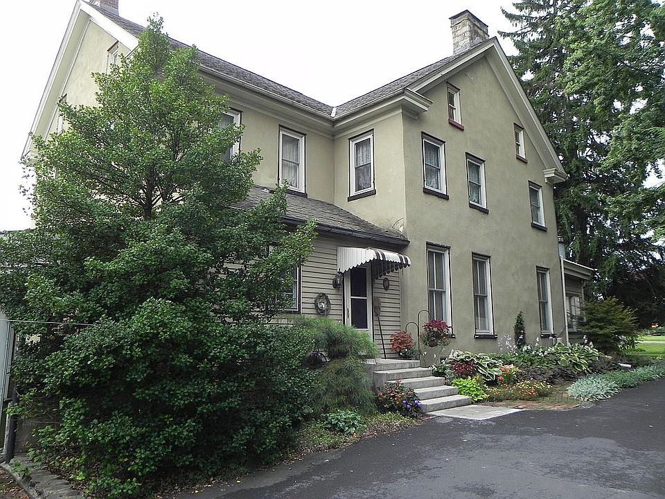 4 Hilltown Pike, Line Lexington, PA 18932 Zillow