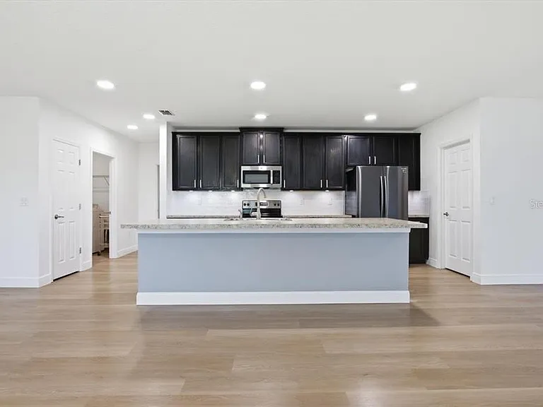 446 Hamlet Loop — Photo 11