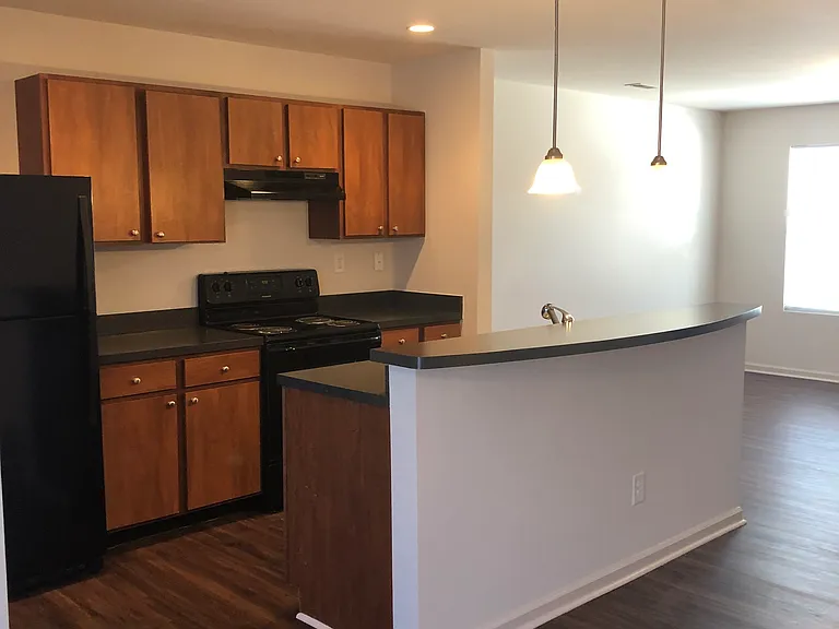 383 McConnells Trce #102 — Photo 4