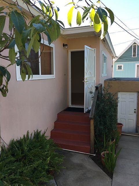 1st image of 4410 Maryland St