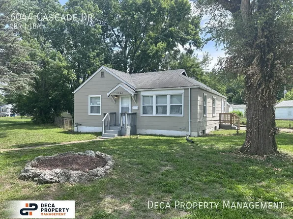 6044 Cascade Dr, Saint Louis, MO 63134