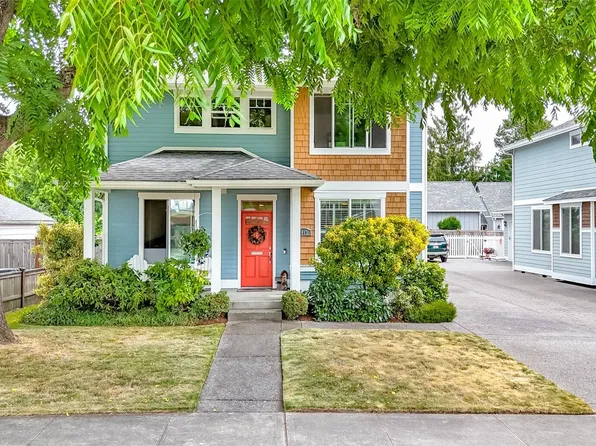 417 4th Street NE, Puyallup, WA 98372