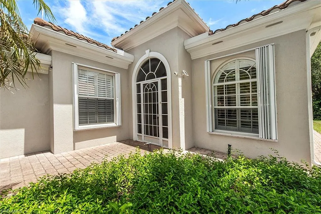 3 bed, 3.0 bath, 2181 sqft, $5,000 — Photo 3