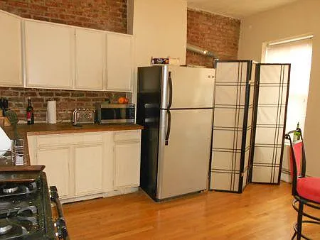 2 bed, 999 sqft, $3,800 — Photo 4