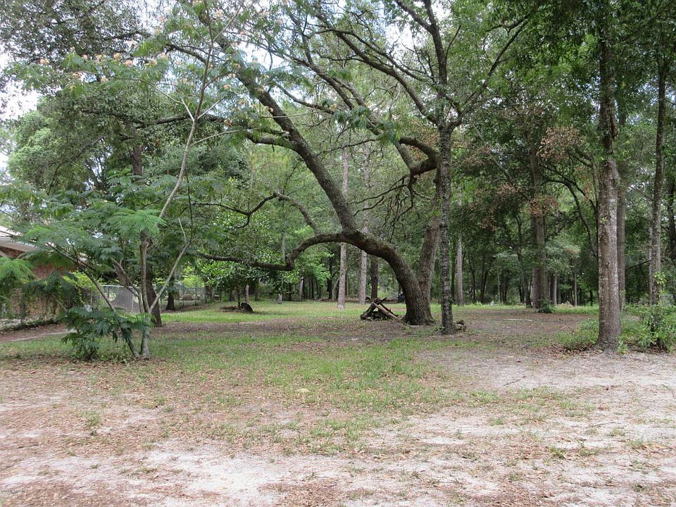 2nd image of 6581 Brooklyn Bay Rd