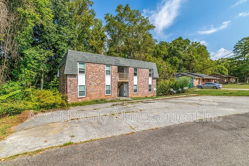 2 bed, 1.0 bath, 950 sqft, $1,095 — Photo 2