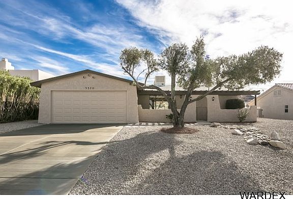 2nd image of 3370 Hilldale Dr