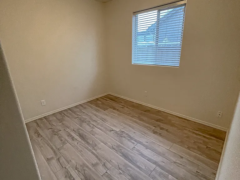 Guest Bedroom 1